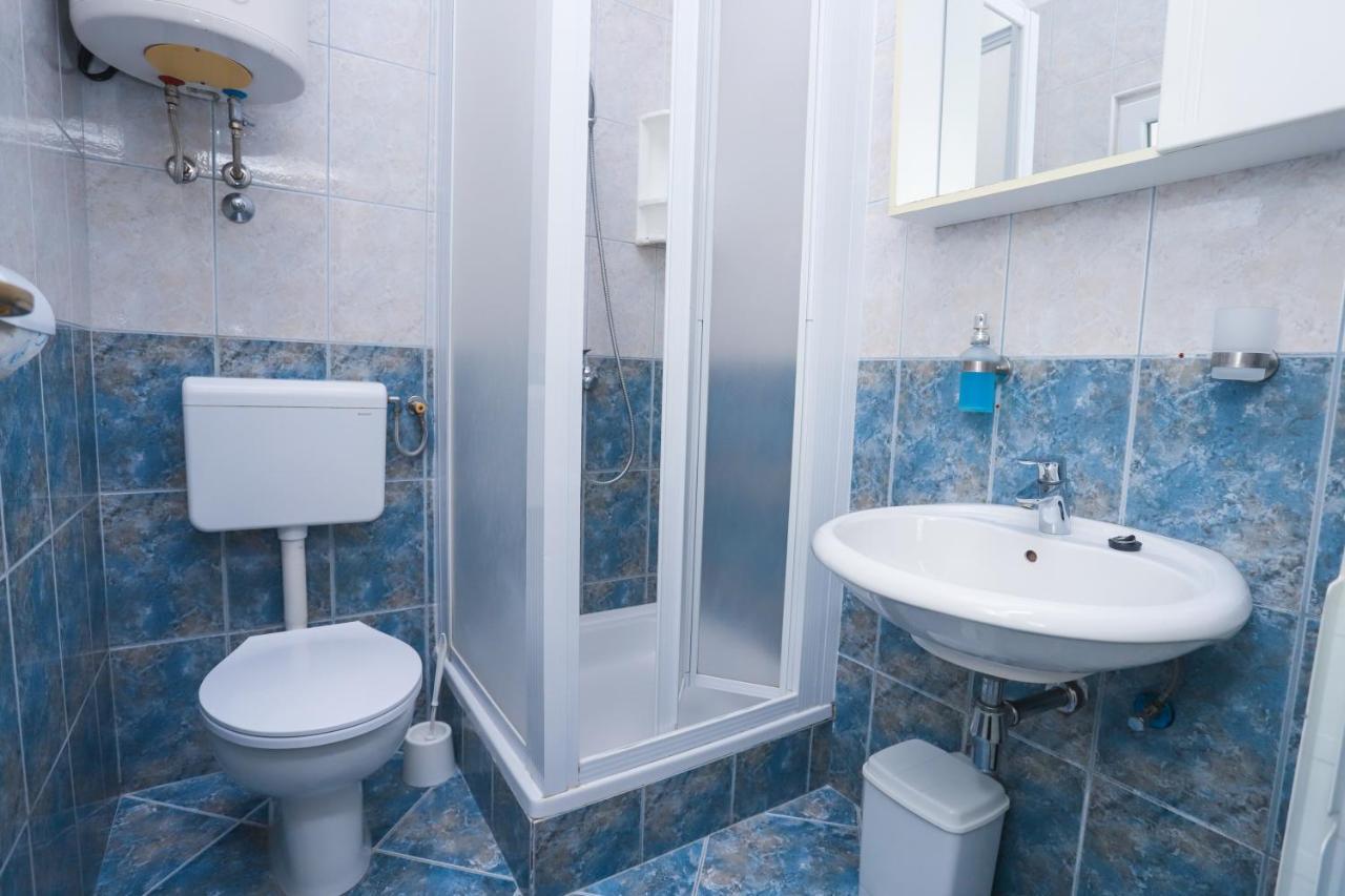 Apartment Ivica โปเรช ภายนอก รูปภาพ
