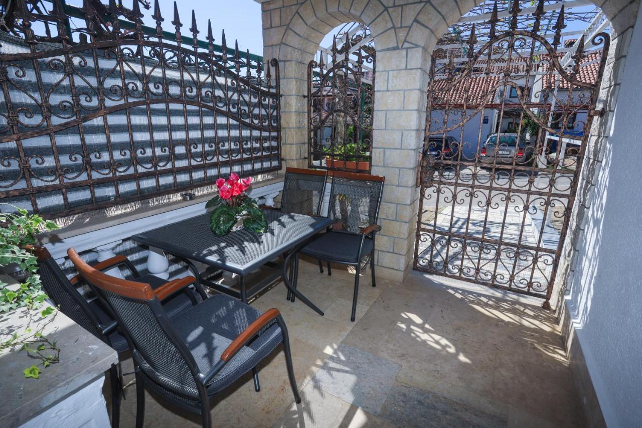 Apartment Ivica โปเรช ภายนอก รูปภาพ